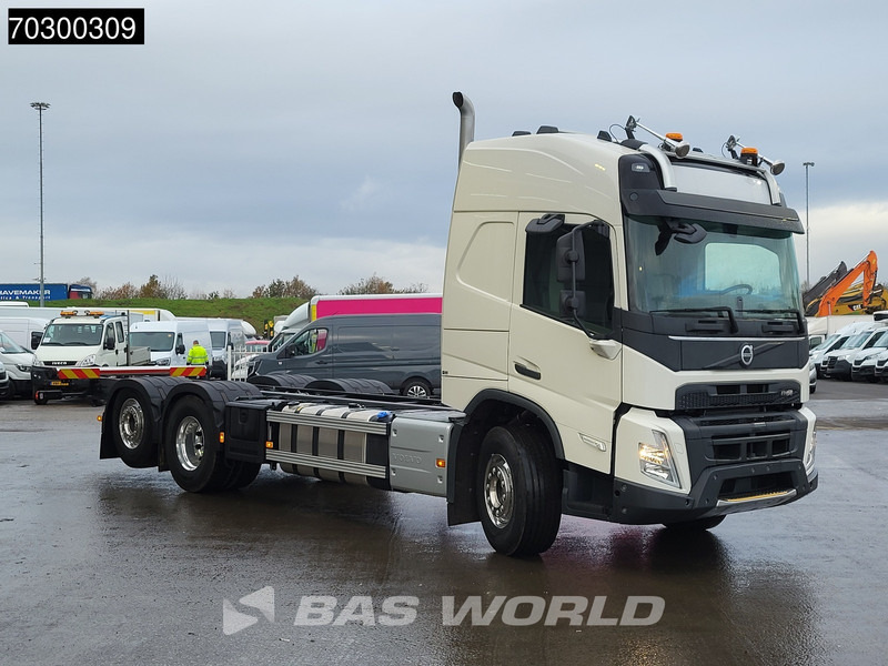 Volvo FMX 540 FMX 6X2 NEW chassis! Lift+steering Axle Engine PTO Full air suspension - Camião chassi: foto 3 Volvo FMX 540 FMX 6X2 NEW chassis! Lift+steering Axle Engine PTO Full air suspension - Camião chassi: foto 3