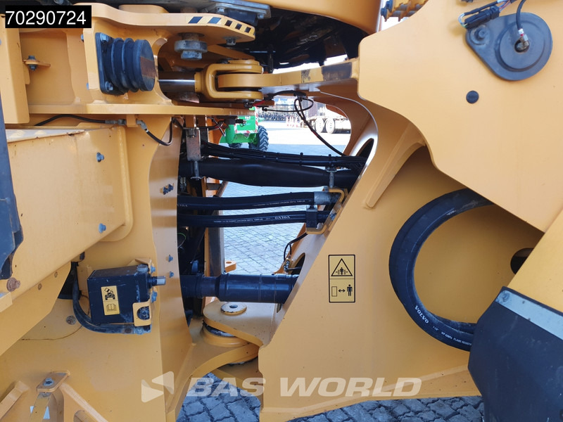 Locação financeira de Volvo L180 H CDC Volvo L180 H CDC: foto 20