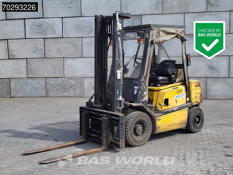 Yale GDP25 PF - Empilhador a diesel: foto 1 Yale GDP25 PF - Empilhador a diesel: foto 1