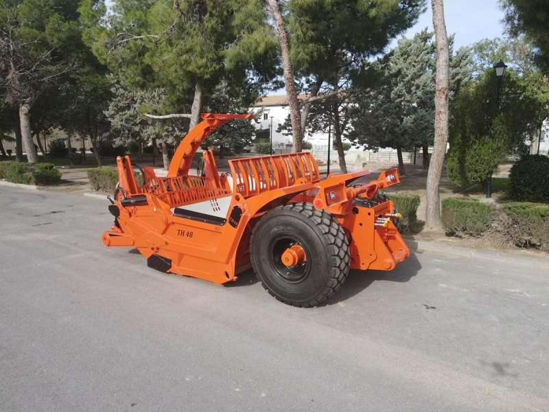 Agrotécnica TH48 - Escrêiper: foto 2 Agrotécnica TH48 - Escrêiper: foto 2