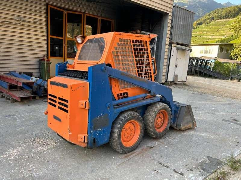 Mini pá carregadora Bobcat 543 MACHINE SUISSE: foto 9