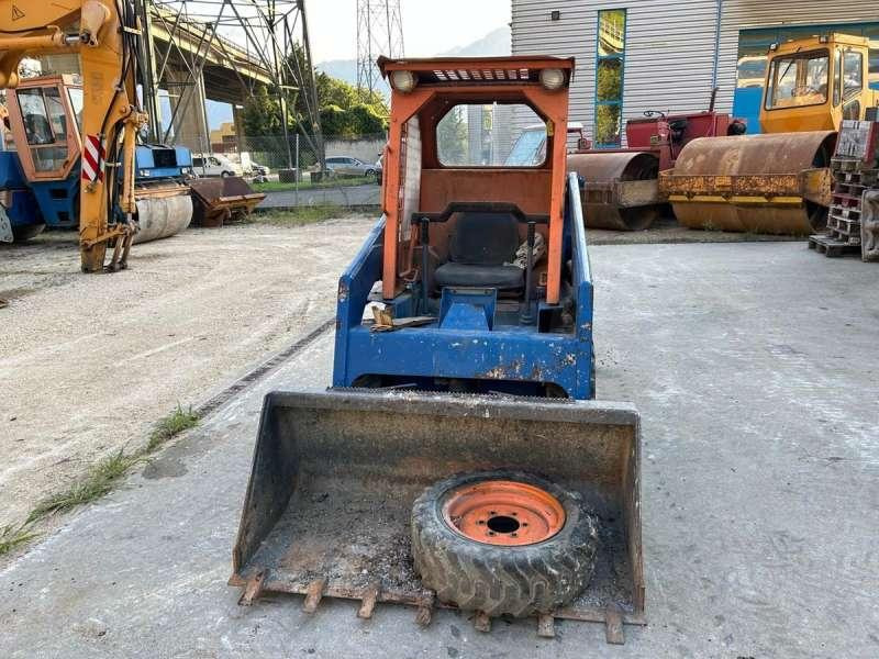Mini pá carregadora Bobcat 543 MACHINE SUISSE: foto 15