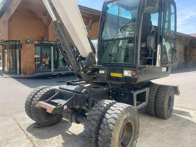 Bobcat E55W - Escavadeira de rodas: foto 4 Bobcat E55W - Escavadeira de rodas: foto 4