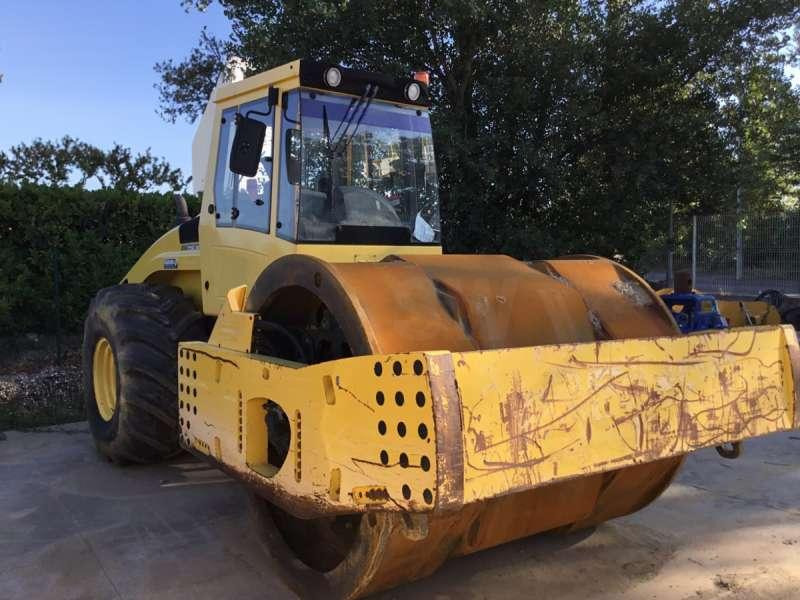 Bomag BW 226 DI-4 BVC - Rolo combinado: foto 4 Bomag BW 226 DI-4 BVC - Rolo combinado: foto 4