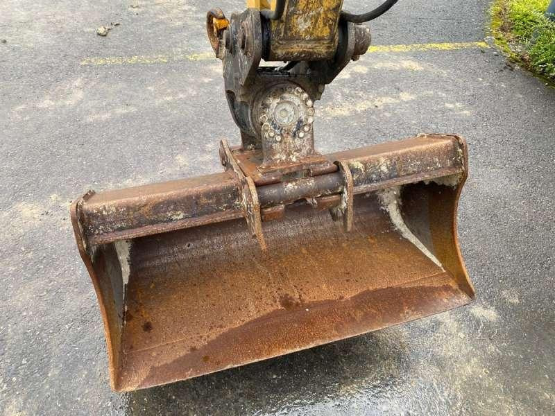 Mini escavadeira Caterpillar CANOPY 302.7DCR MACHINE SUISSE: foto 7