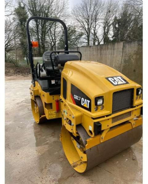 Caterpillar CB2.7 - Compactador de asfalto: foto 3 Caterpillar CB2.7 - Compactador de asfalto: foto 3