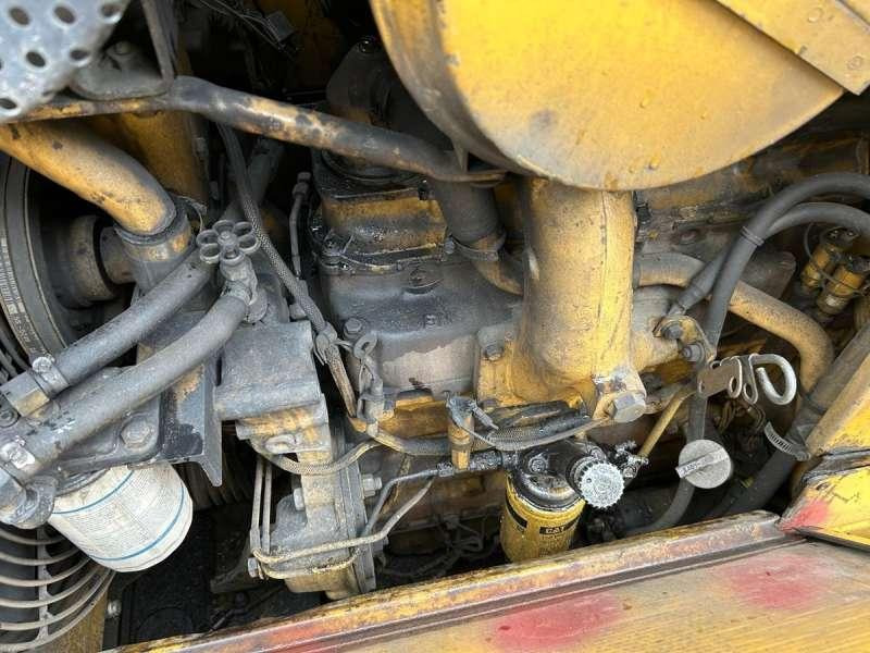 Buldôzer Caterpillar D4H LGP: foto 18