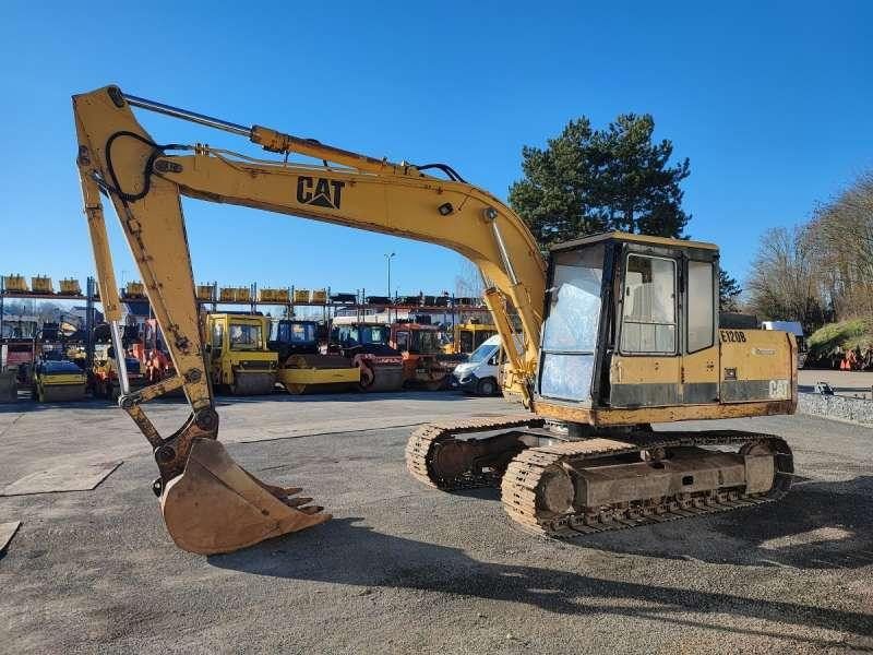Caterpillar Pelle sur Chenilles E120B - Escavadora de rastos: foto 3 Caterpillar Pelle sur Chenilles E120B - Escavadora de rastos: foto 3