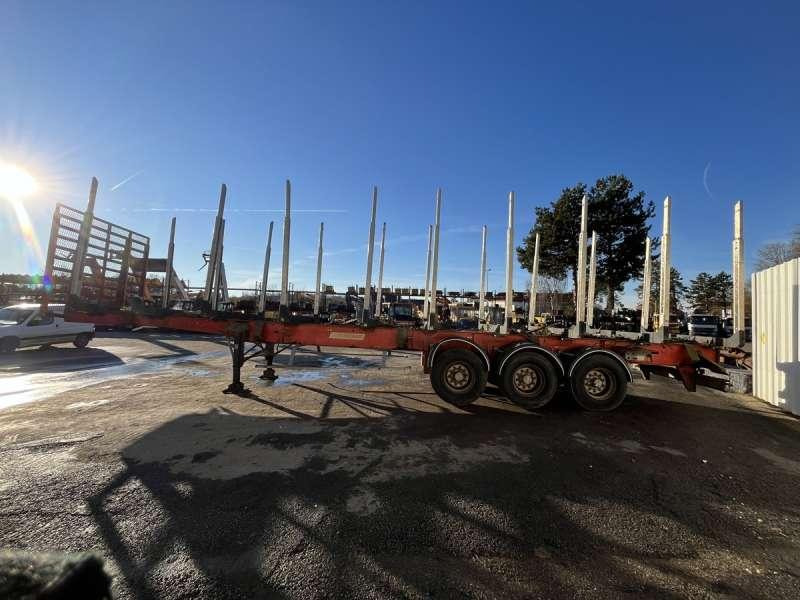 Fruehauf GRUMIERE 3 ESSIEUX - Camião de transporte de madeira: foto 4 Fruehauf GRUMIERE 3 ESSIEUX - Camião de transporte de madeira: foto 4