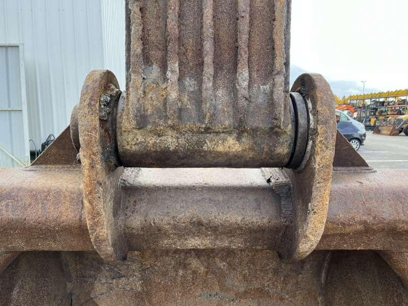 Escavadeira de demolição Hitachi EX400LC: foto 23