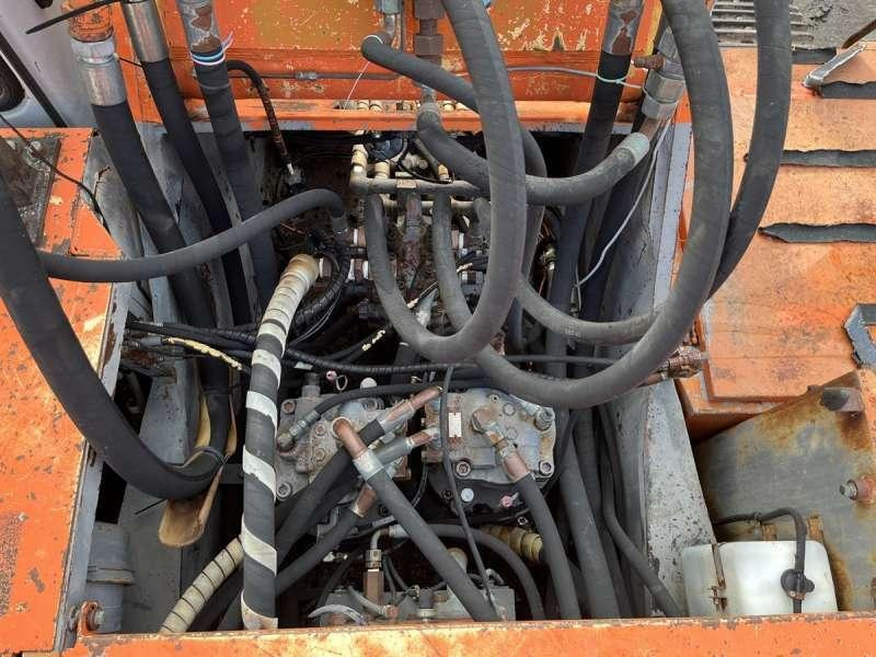 Escavadeira de demolição Hitachi EX400LC: foto 42