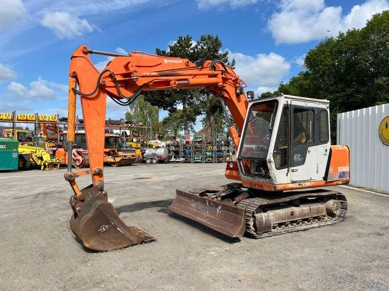 Hitachi EX60 - Escavadora de rastos: foto 3 Hitachi EX60 - Escavadora de rastos: foto 3
