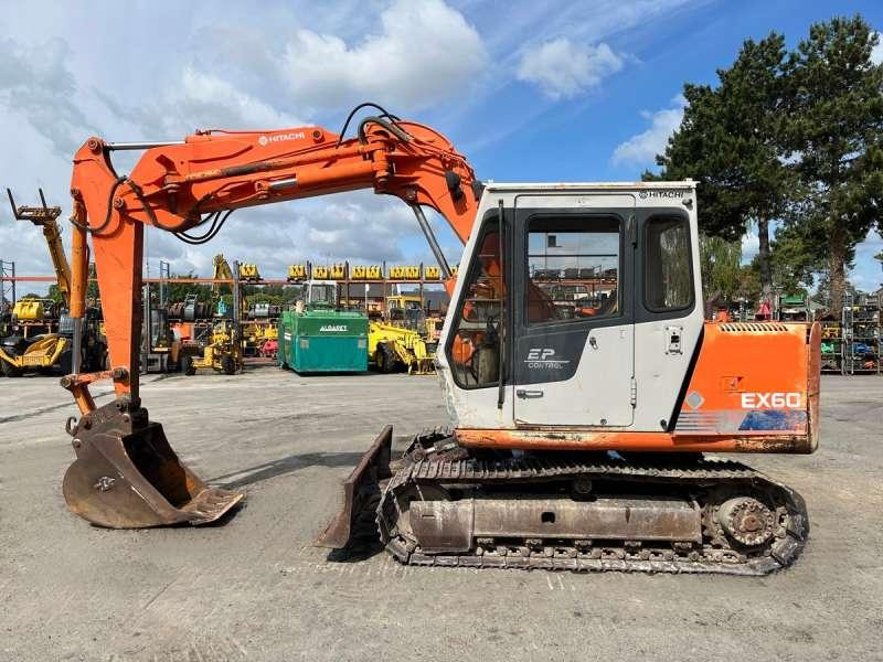 Hitachi EX60 - Escavadora de rastos: foto 4 Hitachi EX60 - Escavadora de rastos: foto 4