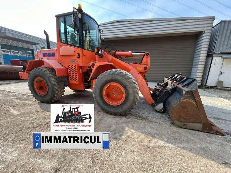 Hitachi W130A - Pá carregadora de rodas: foto 1 Hitachi W130A - Pá carregadora de rodas: foto 1
