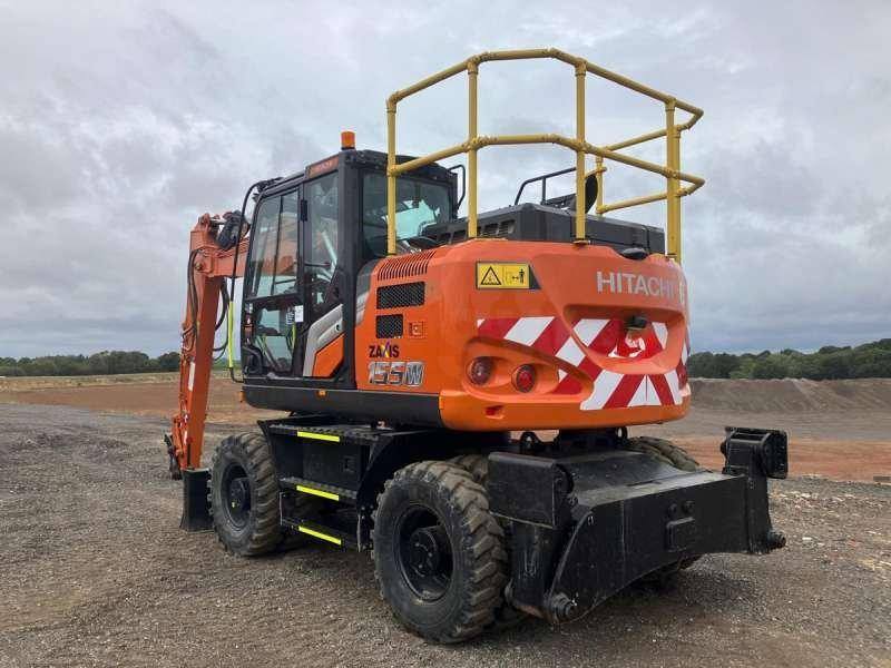 Hitachi ZX155W-7 - Escavadeira de rodas: foto 3 Hitachi ZX155W-7 - Escavadeira de rodas: foto 3