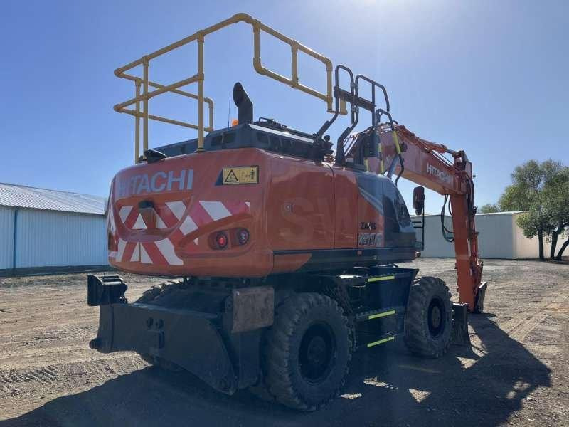 Hitachi ZX180W-7 - Escavadeira de rodas: foto 4 Hitachi ZX180W-7 - Escavadeira de rodas: foto 4