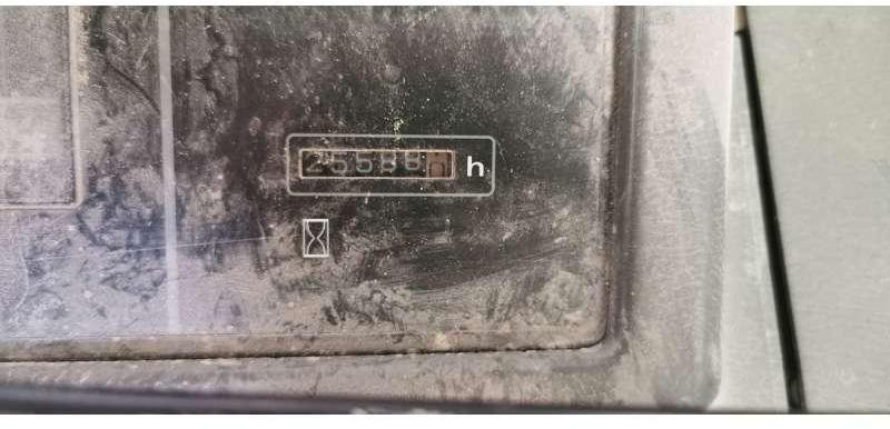 Komatsu WA470-3 - Pá carregadora de rodas: foto 4 Komatsu WA470-3 - Pá carregadora de rodas: foto 4