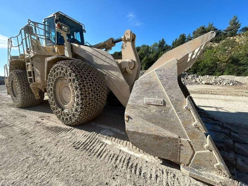 Komatsu WA600-8E0 - Pá carregadora de rodas: foto 2 Komatsu WA600-8E0 - Pá carregadora de rodas: foto 2