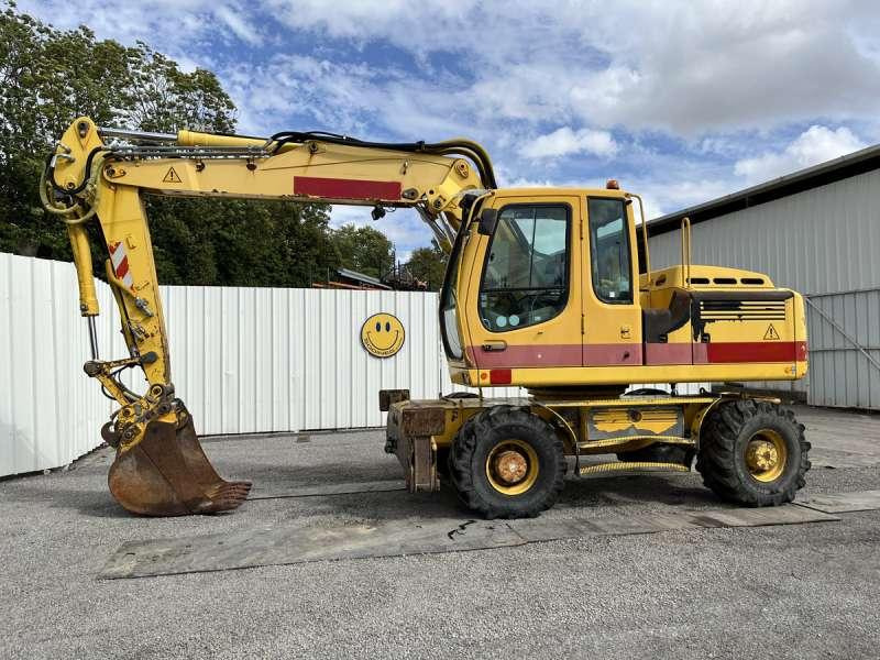 Liebherr A900C Litronic - Escavadeira de rodas: foto 3 Liebherr A900C Litronic - Escavadeira de rodas: foto 3