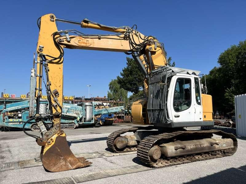 Liebherr R924 Compact Litronic - Escavadora de rastos: foto 3 Liebherr R924 Compact Litronic - Escavadora de rastos: foto 3