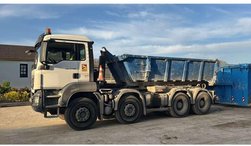 MAN TGS 35.460 8X4 - Camião polibenne: foto 1 MAN TGS 35.460 8X4 - Camião polibenne: foto 1