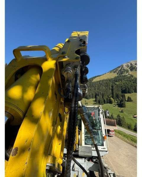 MENZI MUCK M525 - Escavadora aranha: foto 3 MENZI MUCK M525 - Escavadora aranha: foto 3