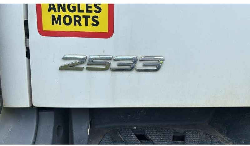 Mercedes ANTOS 2533 - Caminhão de lixo: foto 3 Mercedes ANTOS 2533 - Caminhão de lixo: foto 3