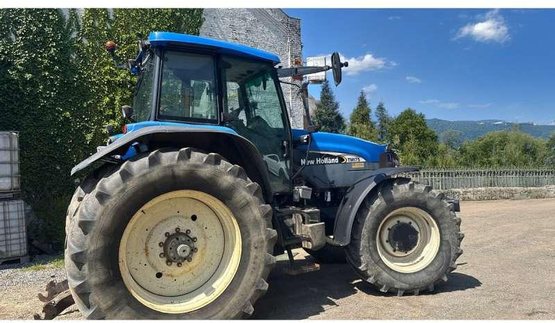 New Holland TM175 - Trator: foto 2 New Holland TM175 - Trator: foto 2