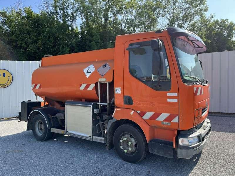 Renault MIDLUM 180 DCI - Camião cisterna: foto 1 Renault MIDLUM 180 DCI - Camião cisterna: foto 1