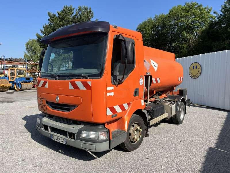 Renault MIDLUM 180 DCI - Camião cisterna: foto 2 Renault MIDLUM 180 DCI - Camião cisterna: foto 2