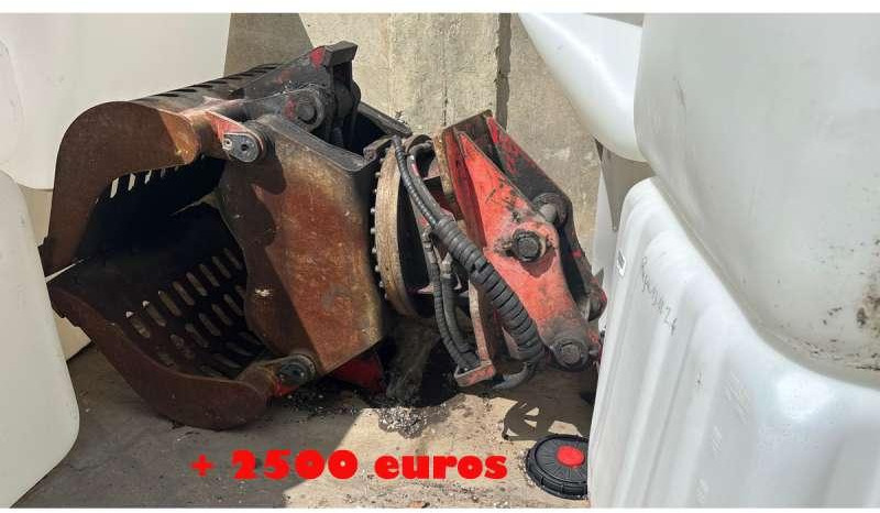 Manipulador de material Sennebogen 818: foto 6