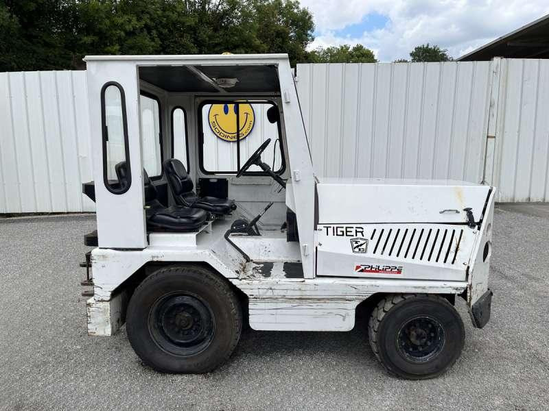 Trator TAYLOR-DUNN TC-40: foto 7