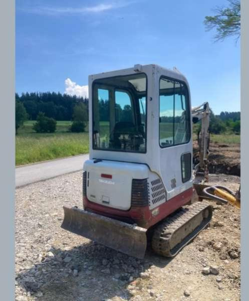 Takeuchi TB016 MACHINE SUISSE - Mini escavadeira: foto 3 Takeuchi TB016 MACHINE SUISSE - Mini escavadeira: foto 3