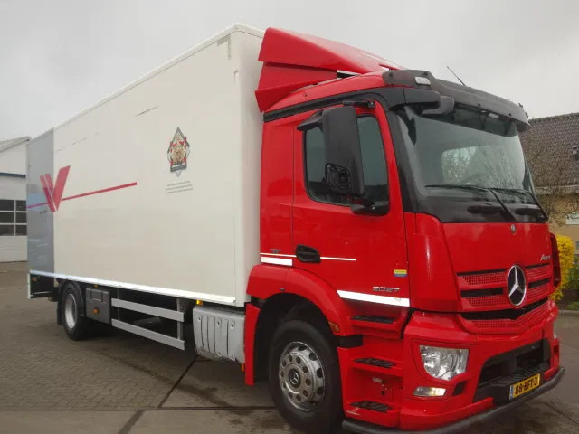 Mercedes-Benz Antos 2027 - Camião furgão: foto 3 Mercedes-Benz Antos 2027 - Camião furgão: foto 3