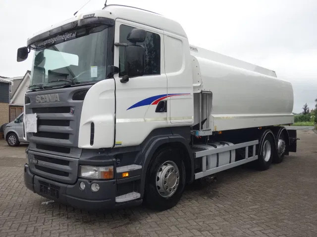 Scania R380 6X2 19200 LITER TANK,MANUAL GEARBOX - Camião cisterna: foto 2 Scania R380 6X2 19200 LITER TANK,MANUAL GEARBOX - Camião cisterna: foto 2