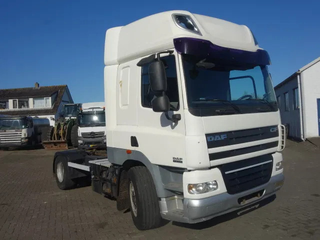 DAF CF 410 - Tractor: foto 2 DAF CF 410 - Tractor: foto 2