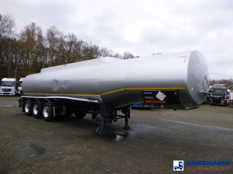 COBO Fuel tank alu 43.3 m3 / 1 comp + pump - Semi-reboque cisterna: foto 2 COBO Fuel tank alu 43.3 m3 / 1 comp + pump - Semi-reboque cisterna: foto 2