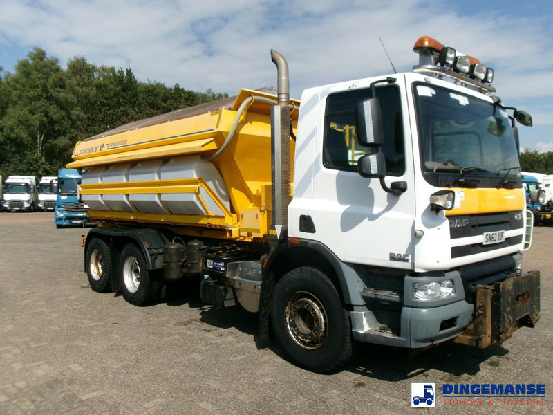 DAF CF 75.360 6X4 RHD gritter / salt spreader - Veículo limpa-neves: foto 2 DAF CF 75.360 6X4 RHD gritter / salt spreader - Veículo limpa-neves: foto 2