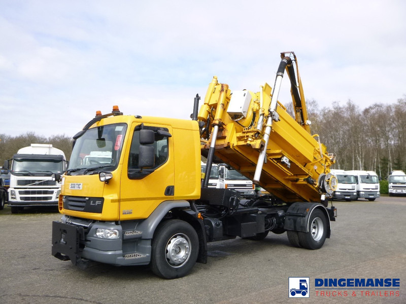 DAF LF 55.220 4x2 RHD Whale vacuum tank 7.5 m3 - Caminhão limpa fossa: foto 1 DAF LF 55.220 4x2 RHD Whale vacuum tank 7.5 m3 - Caminhão limpa fossa: foto 1