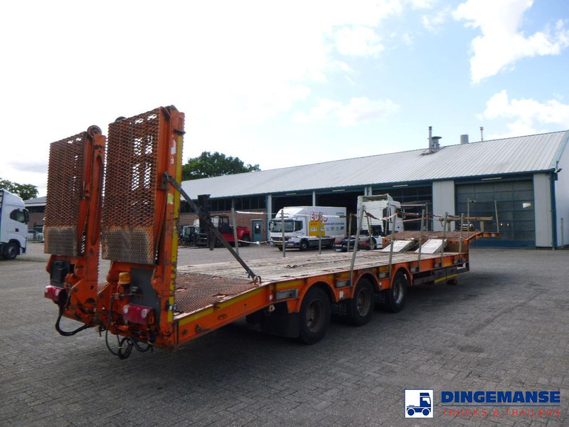 KING 3-axle semi-lowbed trailer 44T + ramps - Semi-reboque baixa: foto 4 KING 3-axle semi-lowbed trailer 44T + ramps - Semi-reboque baixa: foto 4