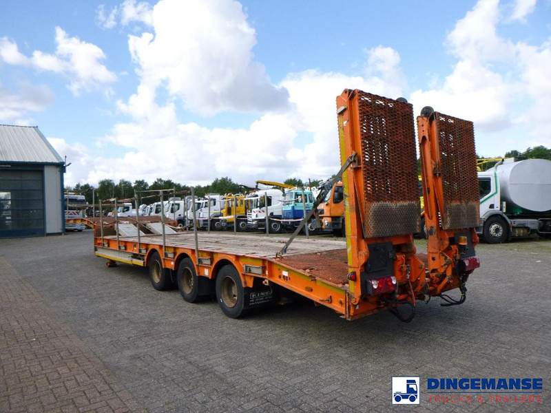 KING 3-axle semi-lowbed trailer 44T + ramps - Semi-reboque baixa: foto 3 KING 3-axle semi-lowbed trailer 44T + ramps - Semi-reboque baixa: foto 3