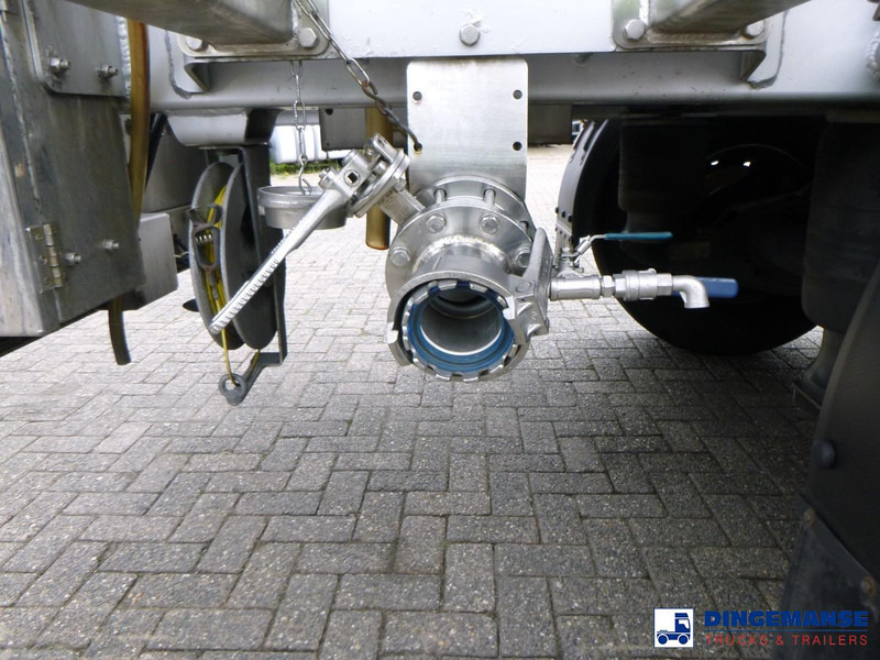 Kässbohrer Chemical tank inox L4BH 37.5 m3 / 1 comp - Semi-reboque cisterna: foto 5 Kässbohrer Chemical tank inox L4BH 37.5 m3 / 1 comp - Semi-reboque cisterna: foto 5