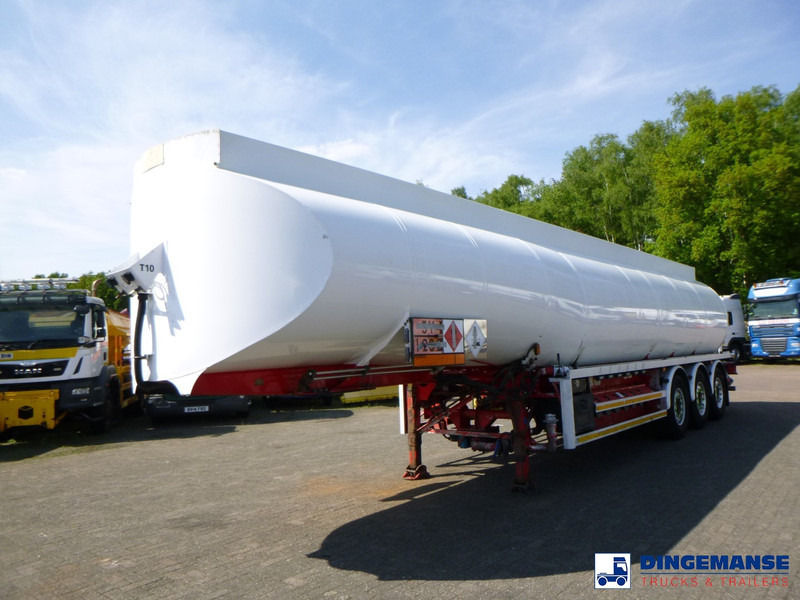 Lakeland Fuel tank alu 42.8 m3 / 6 comp - Semi-reboque cisterna: foto 1 Lakeland Fuel tank alu 42.8 m3 / 6 comp - Semi-reboque cisterna: foto 1