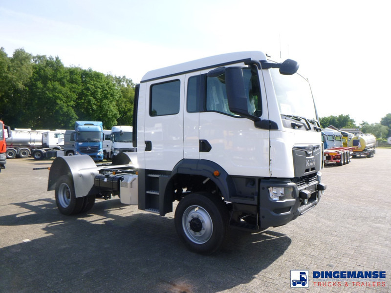 MAN TGM 13.320 4X4 BL chassis / new/unused - Camião chassi: foto 2 MAN TGM 13.320 4X4 BL chassis / new/unused - Camião chassi: foto 2