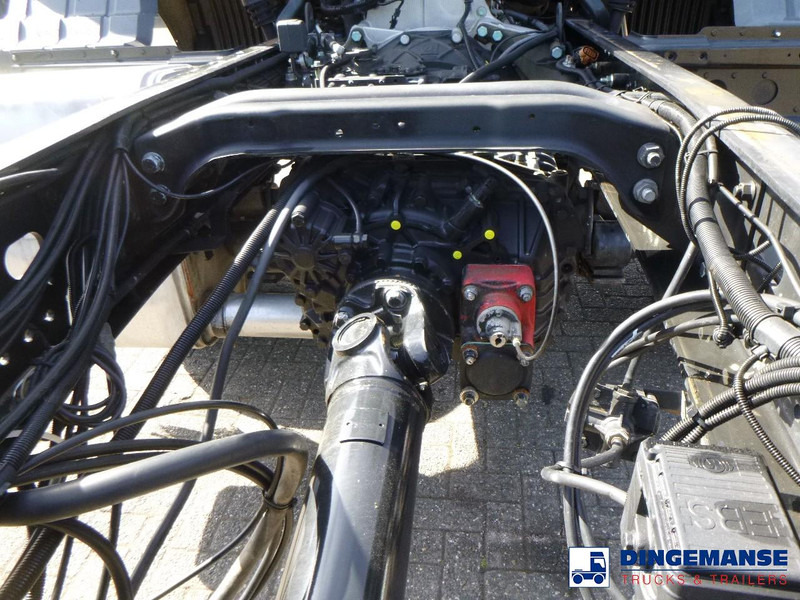 MAN TGS 19.360 4X2 BBS manual Euro 2 chassis + PTO - Camião chassi: foto 5 MAN TGS 19.360 4X2 BBS manual Euro 2 chassis + PTO - Camião chassi: foto 5