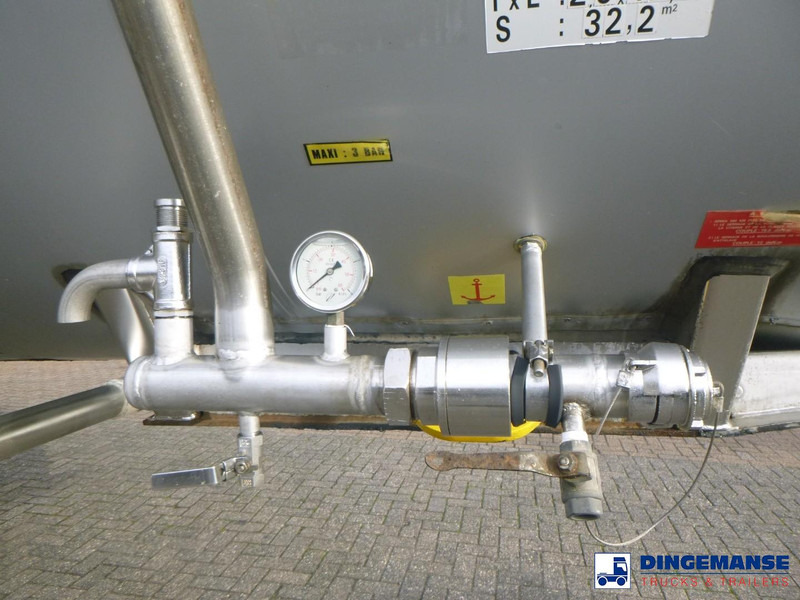 Magyar Chemical tank inox 33 m3 / 1 comp - Semi-reboque cisterna: foto 5 Magyar Chemical tank inox 33 m3 / 1 comp - Semi-reboque cisterna: foto 5