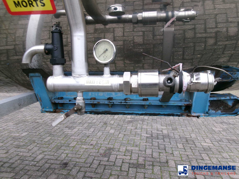 Magyar Chemical tank inox L4BH 33.5 m3 / 3 comp - Semi-reboque cisterna: foto 5 Magyar Chemical tank inox L4BH 33.5 m3 / 3 comp - Semi-reboque cisterna: foto 5