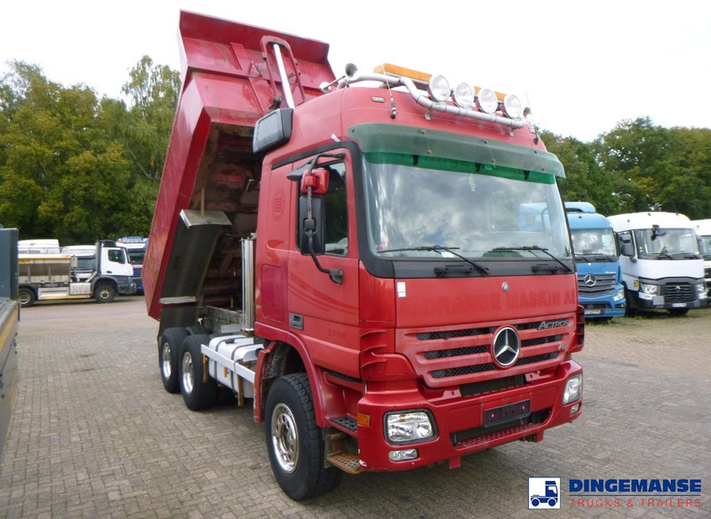 Mercedes-Benz Actros 3350 6x4 tipper - Camião basculante: foto 2 Mercedes-Benz Actros 3350 6x4 tipper - Camião basculante: foto 2