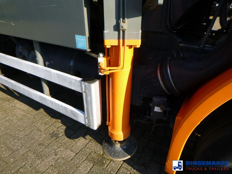 Autobomba de betão Mercedes-Benz Axor 2633 6x4 RHD Sermac SCL 130 concrete pump 32 m: foto 13