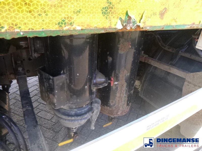 Caminhão limpa fossa Mercedes-Benz Axor 3236 8x4 RHD vacuum tank: foto 12 Caminhão limpa fossa Mercedes-Benz Axor 3236 8x4 RHD vacuum tank: foto 12